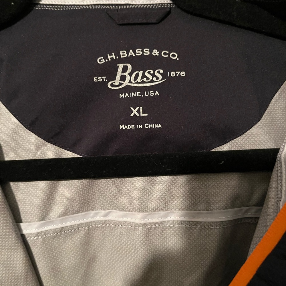 G.H. Bass & Co. Black/Orange Hooded Windbreaker. Men’s XL. Like new condition - Picture 6 of 8